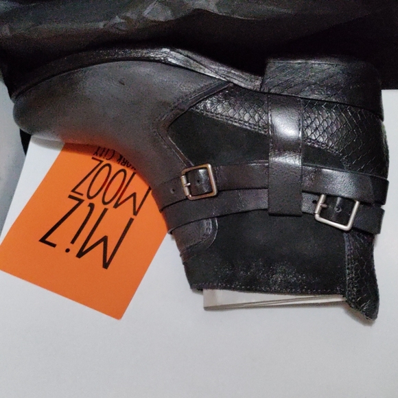 Price firm NEW Miz Mooz Ocean Daryn Leather Ankle Boot Women 37 / US 7 - Picture 7 of 8